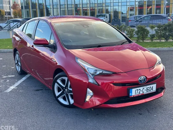 Toyota Prius Hatchback, Petrol Hybrid, 2017, Red