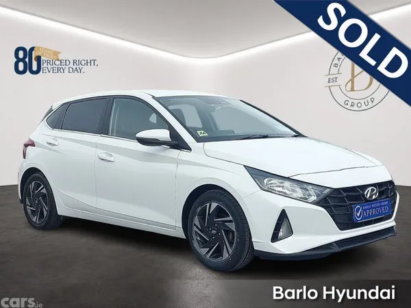 Hyundai i20 Hatchback, Petrol, 2022, White