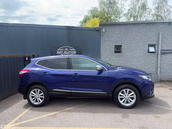 Nissan Qashqai Hatchback, Petrol, 2014, Blue