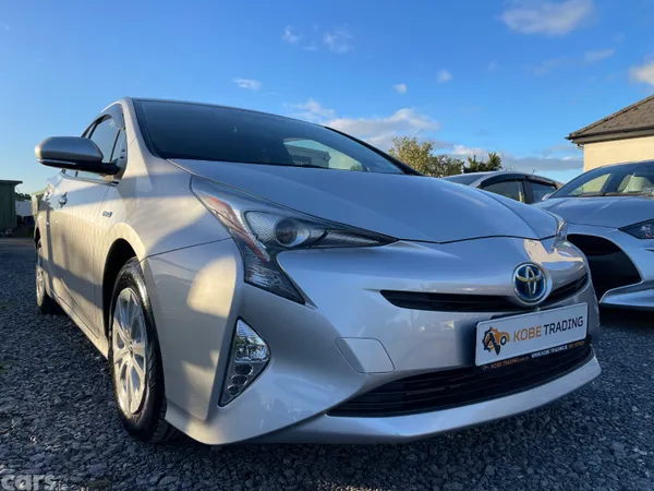 Toyota Prius Hatchback, Petrol Hybrid, 2017, Silver
