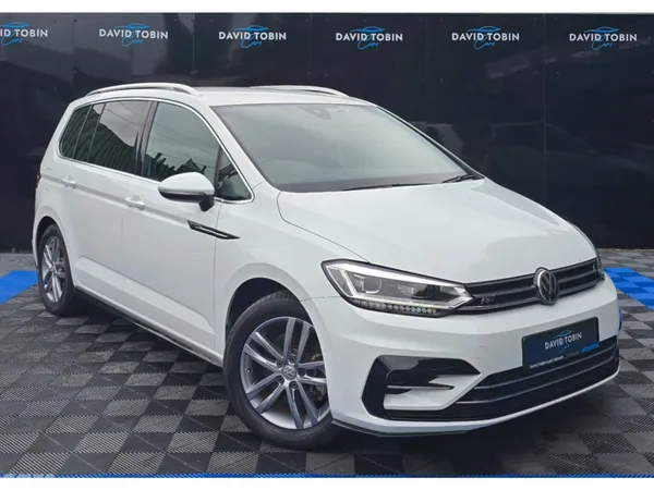 Volkswagen Touran MPV, Petrol, 2017, White