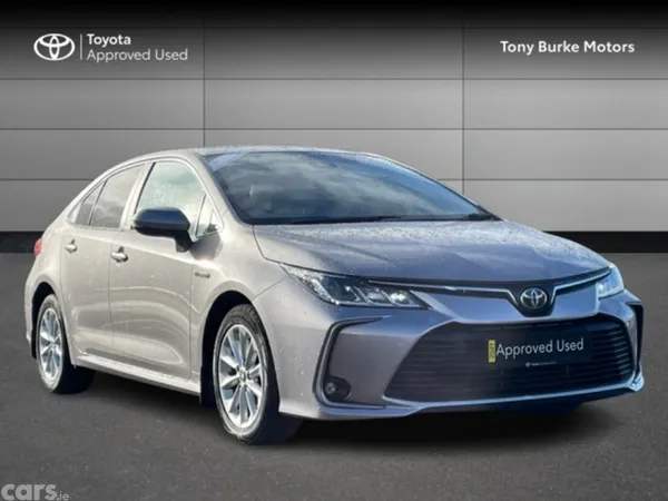 Toyota Corolla Saloon, Petrol Hybrid, 2021, Grey