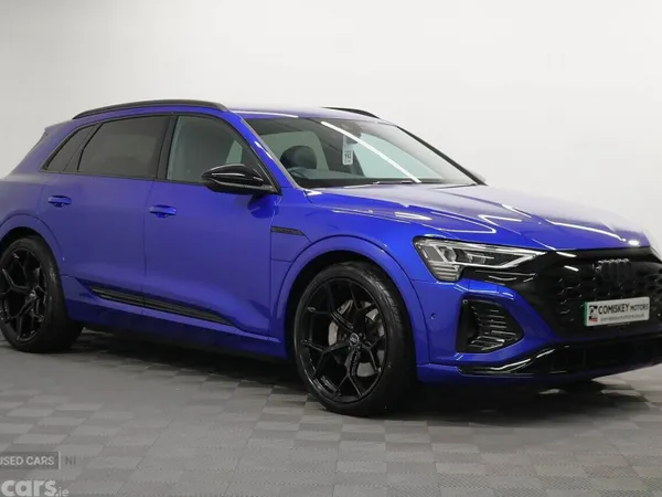 Audi Q8 SUV, Electric, 2024, Blue