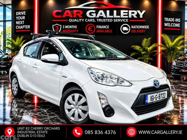 Toyota Aqua Hatchback, Petrol Hybrid, 2016, White