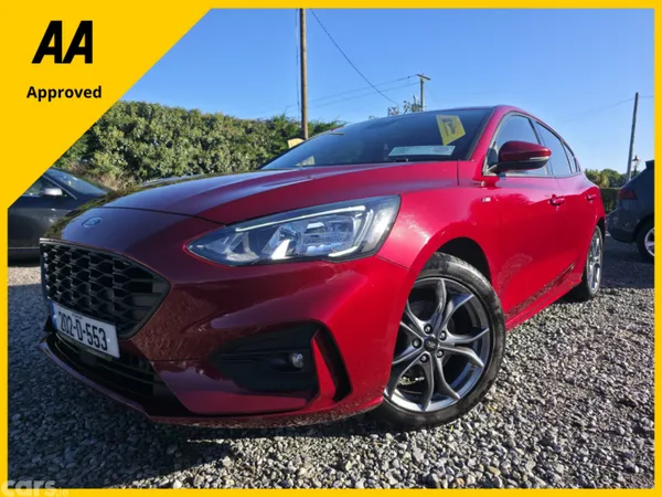Ford Focus Hatchback, Diesel, 2020, Red