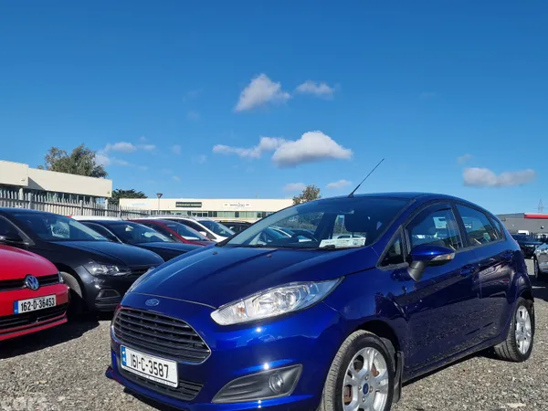Ford Fiesta Hatchback, Petrol, 2016, Blue