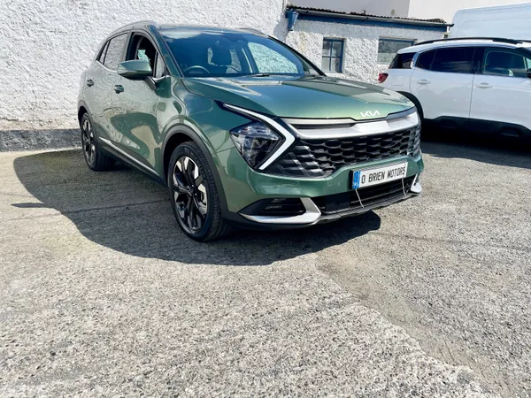 Kia Sportage SUV, Petrol Plug-in Hybrid, 2024, Green