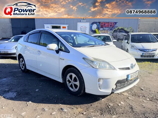 Toyota Prius Hatchback, Petrol Hybrid, 2014, White