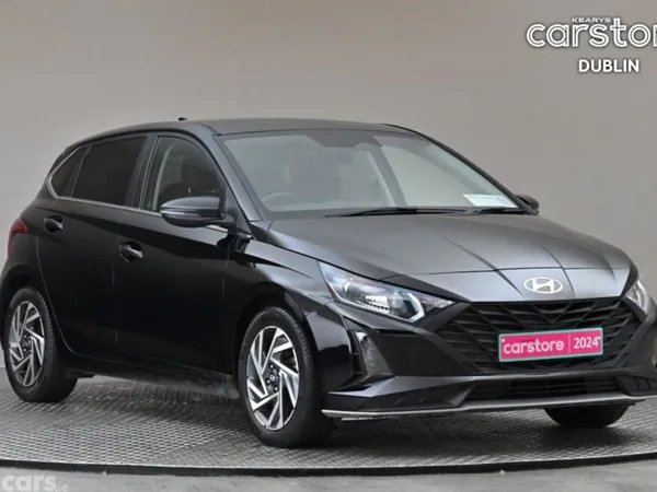 Hyundai i20 Hatchback, Petrol, 2024, Black