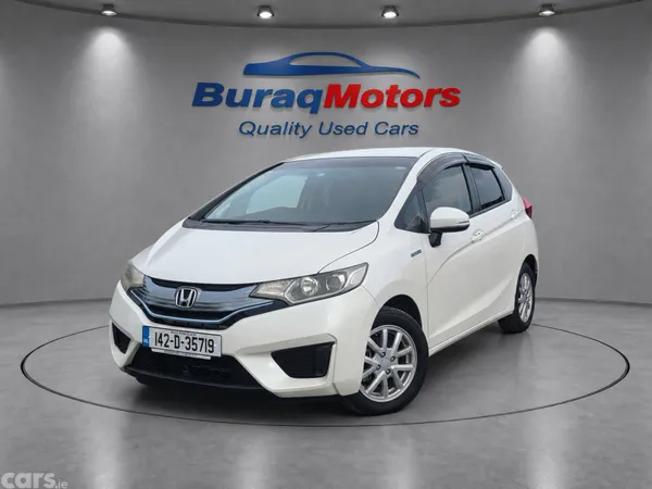 Honda Fit Hatchback, Petrol Hybrid, 2014, White