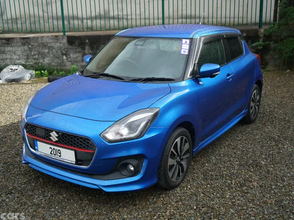 Suzuki Swift Hatchback, Petrol, 2019, Blue