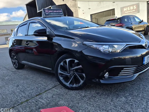 Toyota Auris Hatchback, Petrol Hybrid, 2017, Black