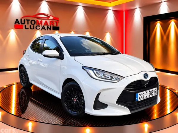 Toyota Yaris Hatchback, Petrol Hybrid, 2022, White