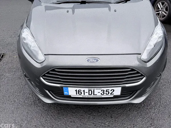 Ford Fiesta Hatchback, Petrol, 2016, Grey