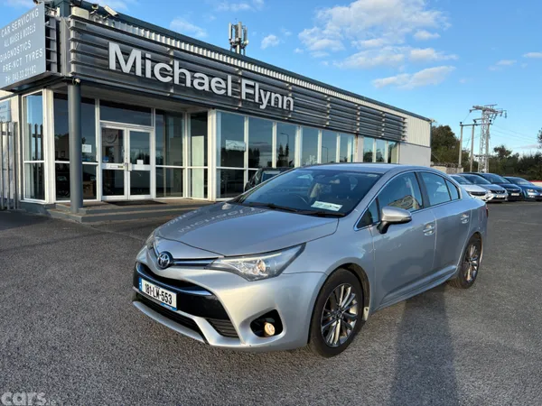 Toyota Avensis Saloon, Diesel, 2018, Silver