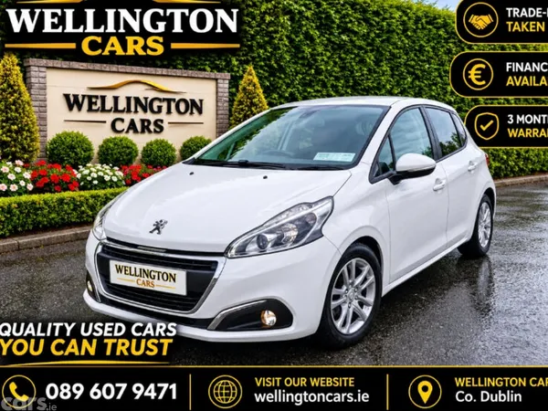 Peugeot 208 Hatchback, Petrol, 2019, White