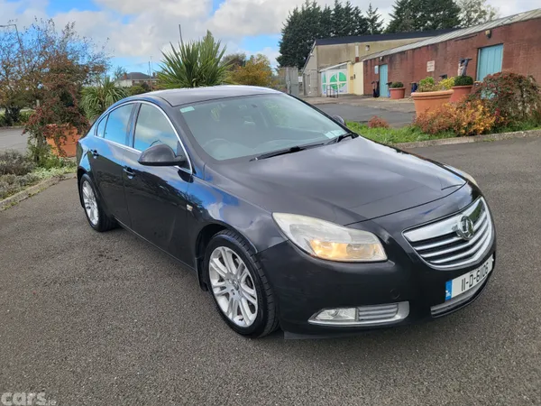 Vauxhall Insignia Hatchback, Diesel, 2011, Black