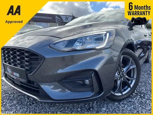 Ford Focus Hatchback, Diesel, 2021, Grey