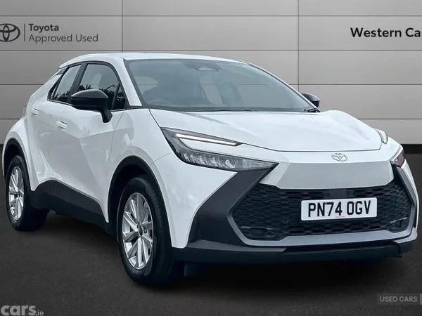 Toyota C-HR SUV, Petrol Hybrid, 2024, White