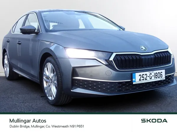 Skoda Octavia Saloon, Diesel, 2025, Grey