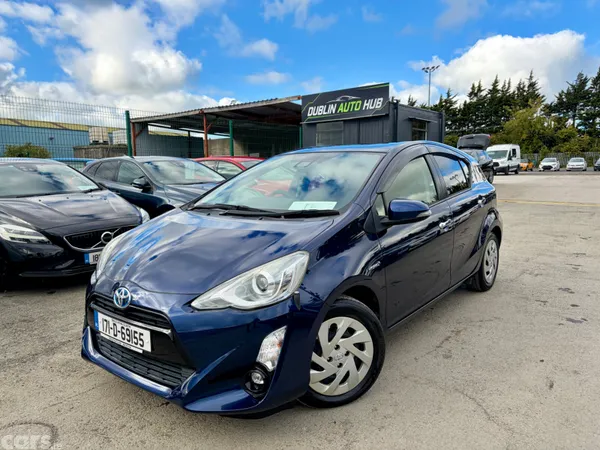 Toyota Aqua Hatchback, Petrol Hybrid, 2017, Blue