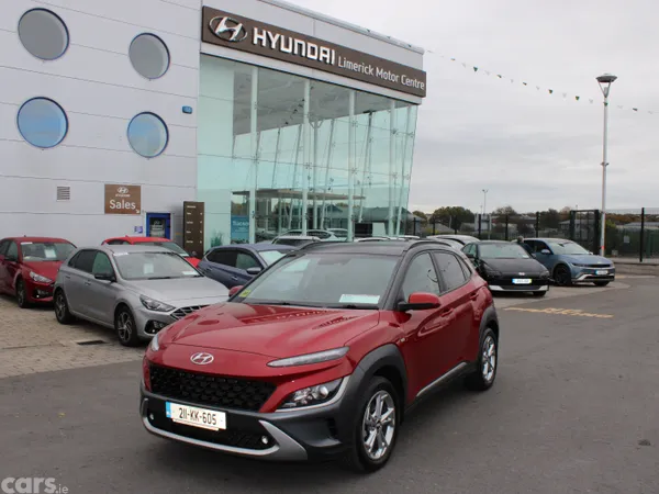 Hyundai KONA MPV, Diesel, 2021, Red
