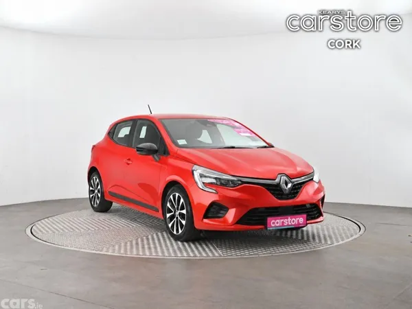 Renault Clio Hatchback, Petrol, 2023, Red