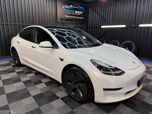 Tesla Model 3 Saloon, Electric, 2021, White