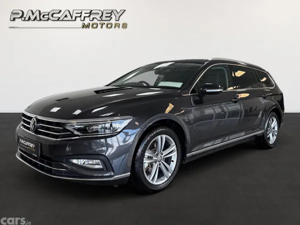Volkswagen Passat Estate, Diesel, 2022, Grey