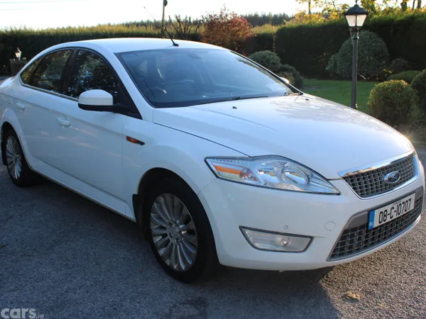 Ford Mondeo Saloon, Diesel, 2008, White
