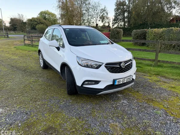 Vauxhall Mokka Hatchback, Petrol, 2019, White