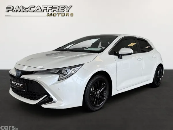 Toyota Corolla Hatchback, Petrol Hybrid, 2021, White