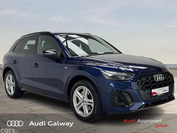 Audi Q5 SUV, Diesel, 2023, Blue
