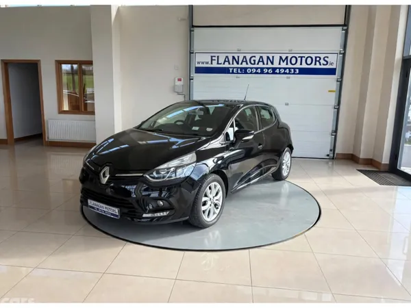 Renault Clio Hatchback, Diesel, 2019, Black