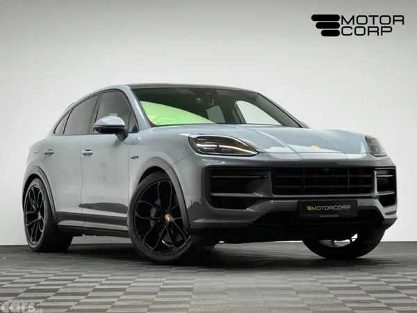 Porsche Cayenne Coupe, Petrol Plug-in Hybrid, 2024, Grey