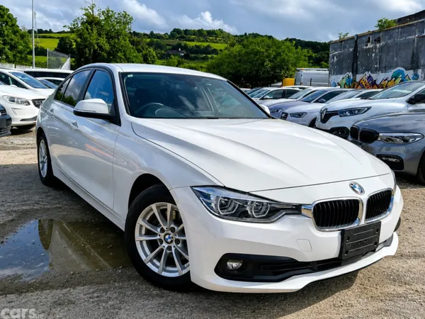 BMW 3-Series Saloon, Petrol Plug-in Hybrid, 2017, White