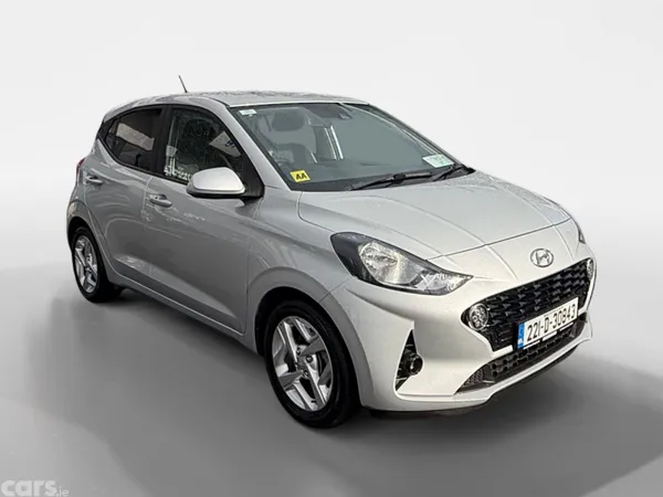 Hyundai i10 Hatchback, Petrol, 2022, Grey