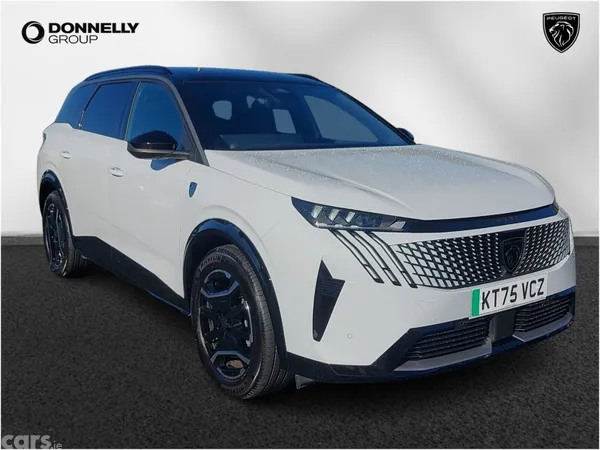 Peugeot 5008 SUV, Electric, 2026, White