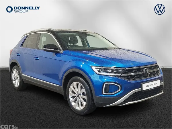 Volkswagen T-Roc Hatchback, Petrol, 2022, Blue