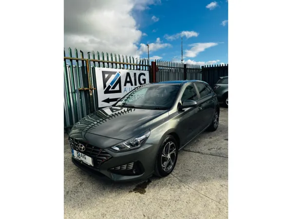 Hyundai i30 Hatchback, Petrol Hybrid, 2022, Grey