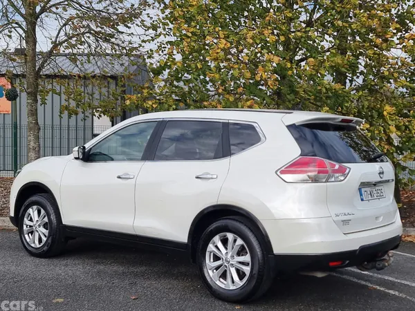 Nissan X-Trail SUV, Petrol, 2017, White