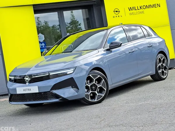 Opel Astra Hatchback, Petrol Hybrid, 2027, Grey