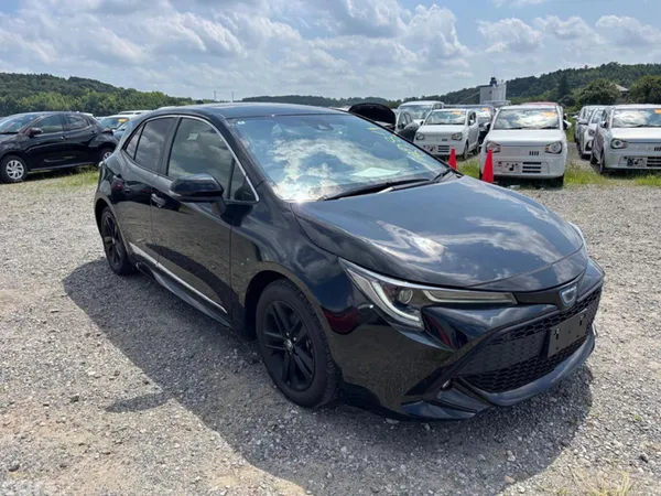 Toyota Corolla Hatchback, Petrol Hybrid, 2022, Black