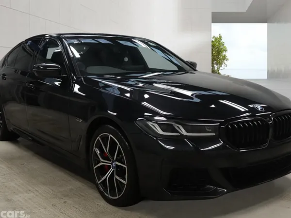BMW 5-Series Saloon, Petrol Hybrid, 2023, Black
