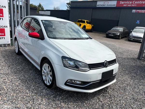 Volkswagen Polo Hatchback, Petrol, 2017, White