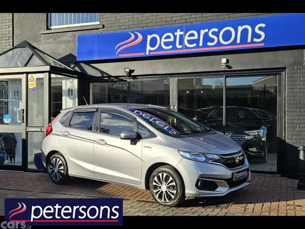 Honda Fit Hatchback, Petrol Hybrid, 2018, Silver