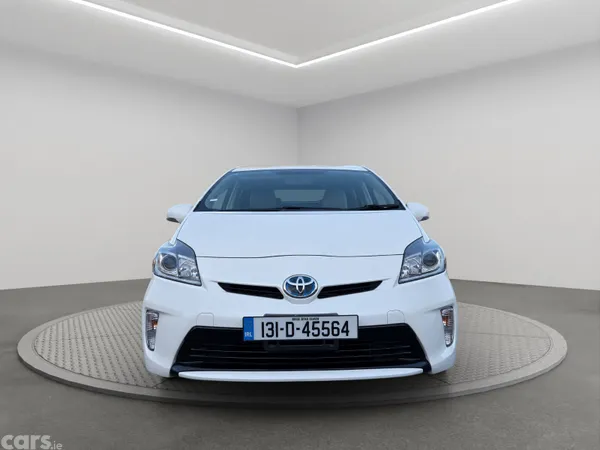 Toyota Prius Hatchback, Petrol Hybrid, 2013, White