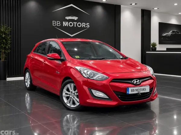 Hyundai i30 Hatchback, Diesel, 2014, Red