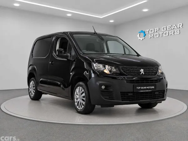 Peugeot Partner MPV, Diesel, 2023, Black