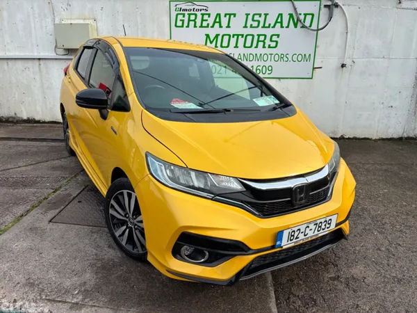 Honda Fit Hatchback, Petrol Hybrid, 2018, Yellow